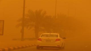 موجة غبار شديدة في حفر الباطن .. والصحة تتعامل مع الواقعة