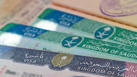 “التأشيرة السياحية”.. خدمة مزدوجة للمعتمرين: “عمرة وسياحة”