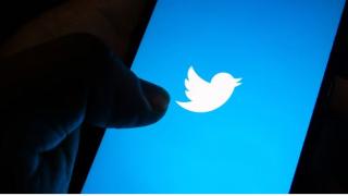 تحديث جديدة على تويتر “من أجلك” يصيب عدد كبير بالإزعاج