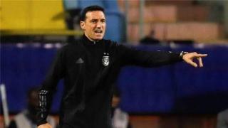 مدرب الأرجنتين يستعد لمباراته مع منتخب السعودية في نهائيات كاس العالم