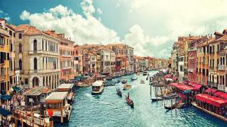 البندقية أول مدن العالم تشترط دفع رسوم لزيارتها