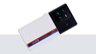 فيفو تكتسح الأسواق بهاتفين خارقين قريبا